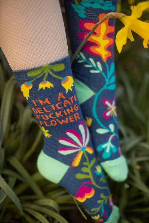 Trendy geometric print socks-Delicate Flower Crew