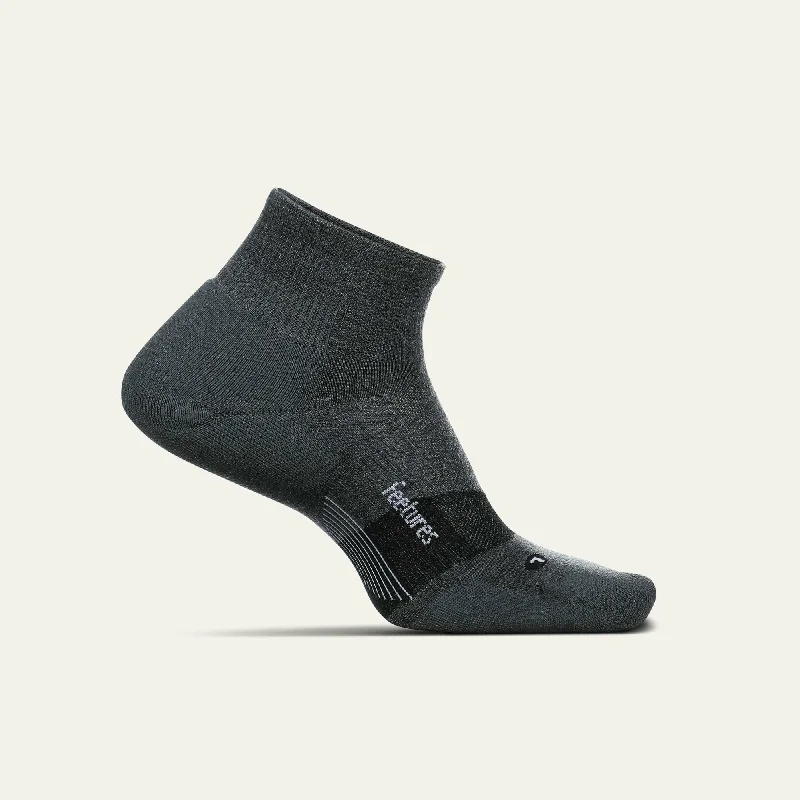 Warm insulated winter socks-Feetures Merino 10 Cushion Quarter Socks