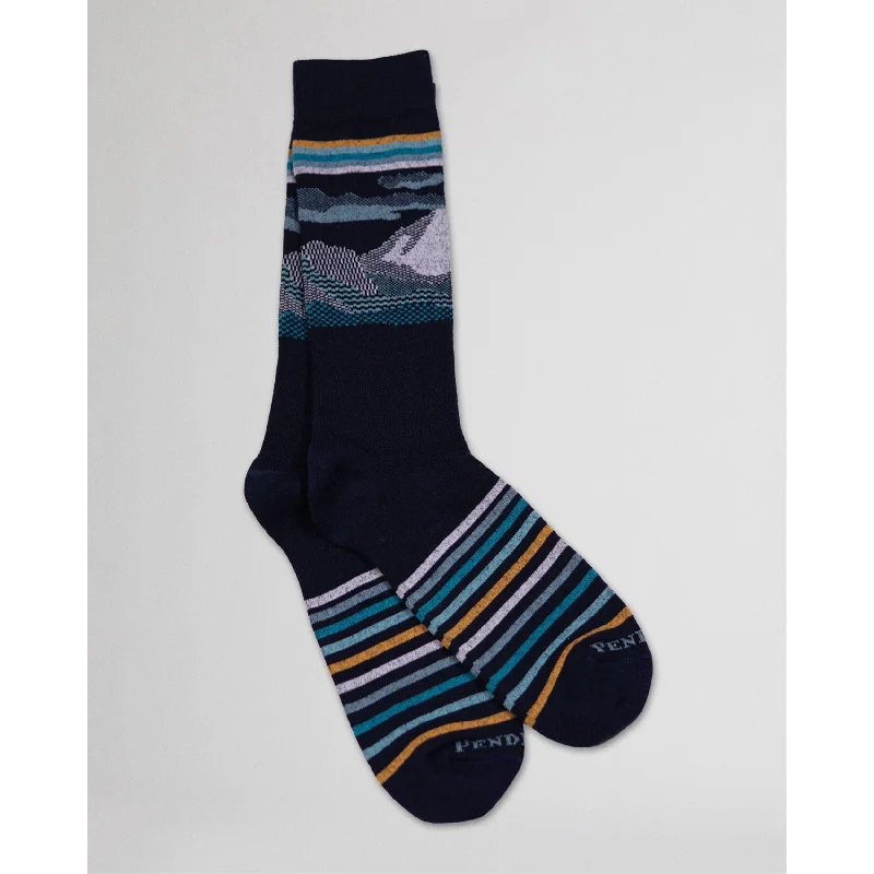 Thick insulated cabin socks-Pendleton Pacific Wonderland Camp Crew Socks