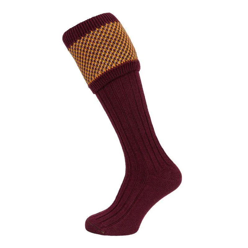 Trendy zigzag print socks-William Powell Tayside Mens Merino Shooting Socks - Mulberry