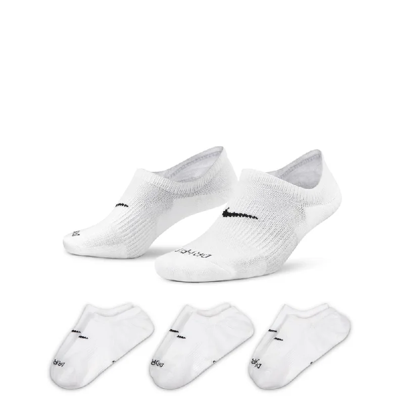 Cozy sherpa-lined socks-Women's Nike Everday Plus Cushioned 3-Pack Footie Socks