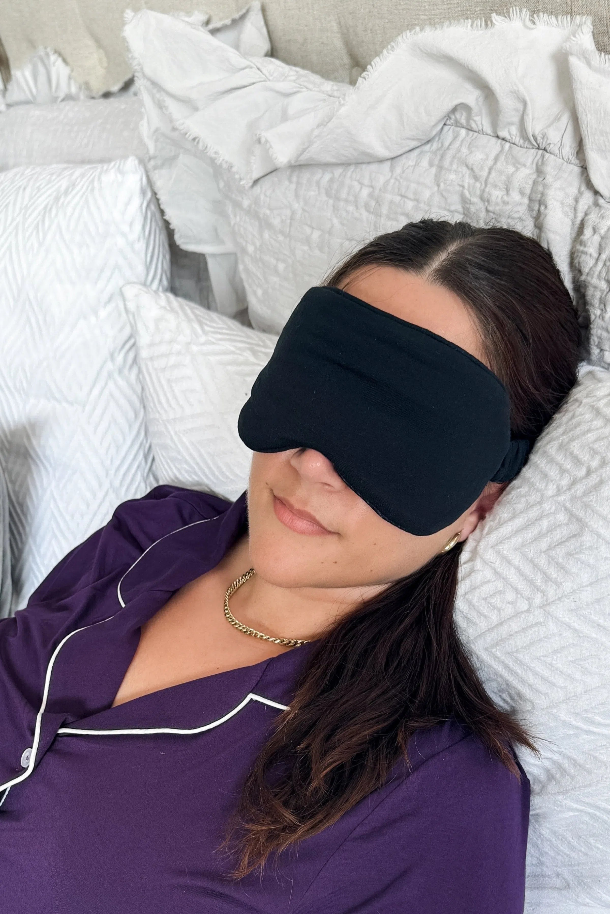 Women’s plush velour nightie-Eye Sleep Mask