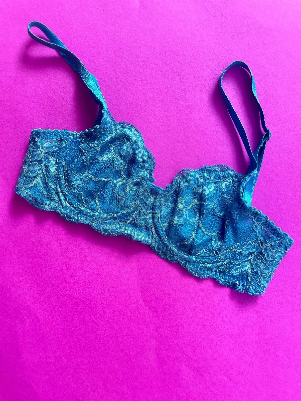 Women’s delicate lace boyshorts-Clo: Fortuna Lace Demi Underwire Bra - Cendre Blue