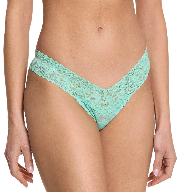 Women’s floral seamless briefs-Hanky Panky Signature Lace Low Rise Thong (4911P) - Tulum