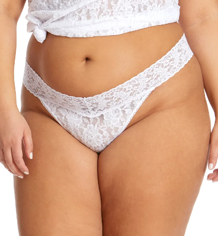 Women’s low-rise cotton panties-Hanky Panky Signature Lace Original Rise Thong PLUS (4811X) - White