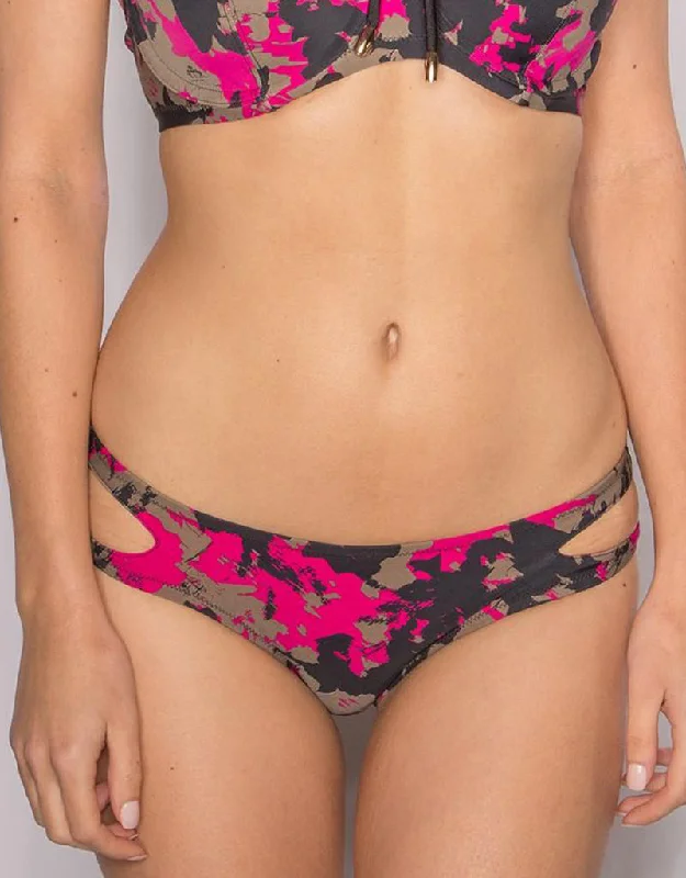 Women’s stretch high-waist panties-Pour Moi Glamo Camo Cut Out Bikini Brief Black/Pink